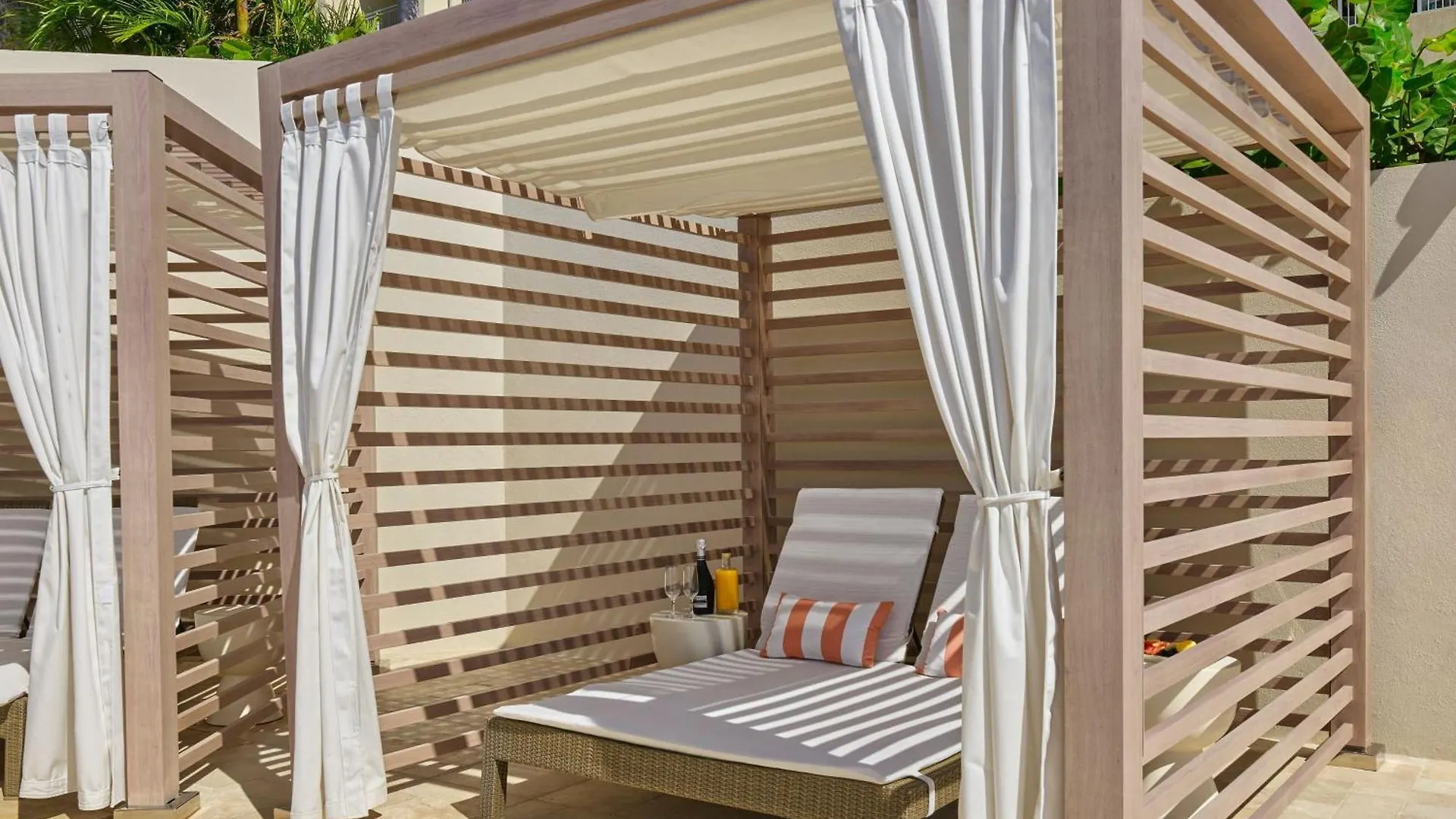 The Westin St Thomas Beach Resort & Spa Frydendal